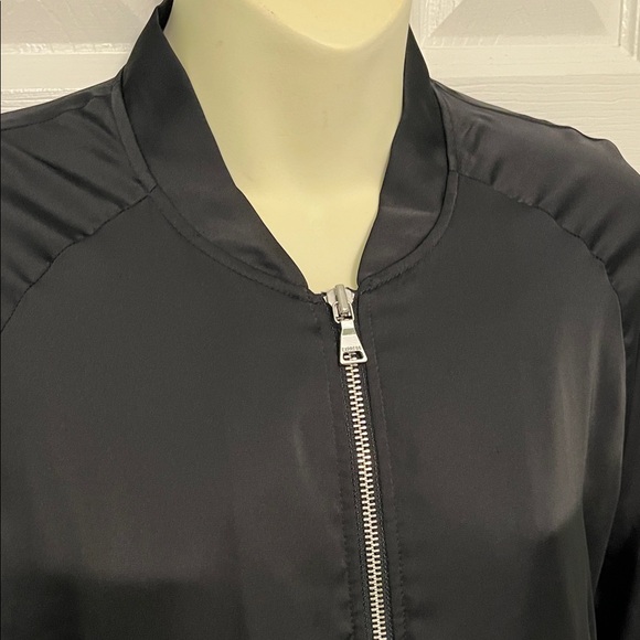 Express Women's Jet Black Bomber Jacket satin small - Picture 2 of 5